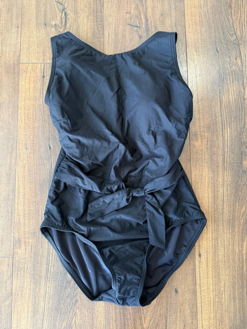 Lands End Women’s One Piece Swimsuit Tie Waist Accent Black Size 6
